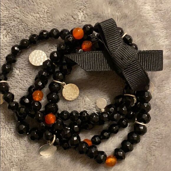 ❤️ 3/$20 Beaded multi bracelet - Picture 1 of 4